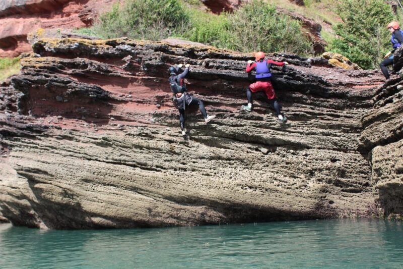 Torquay: Coasteering 5* Geopark Tour in Torquay - Explore the Coastal Marvels of Maidencombe