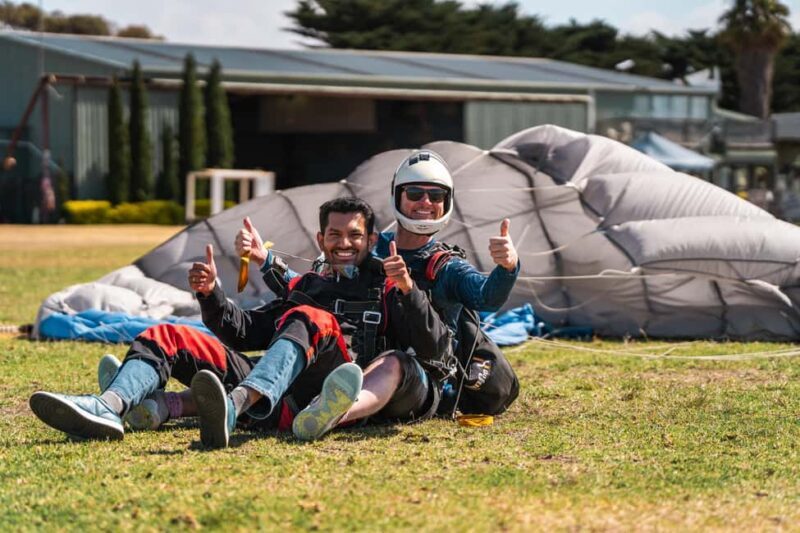 Torquay: Skydive over The Great Ocean Road - opt Melb pickup - What to Expect When You Take the Plunge