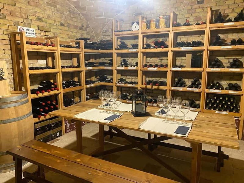 Torre Raone: the tradition of the vineyards - The Experience and the Setting