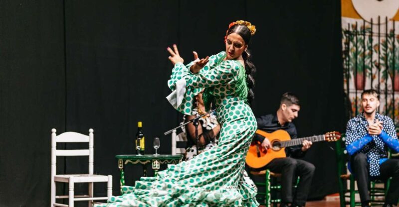 Torremolinos: Flamenco Show with Dinner and Drinks - A Day or Evening in Torremolinos with Flamenco, Dinner, and Drinks