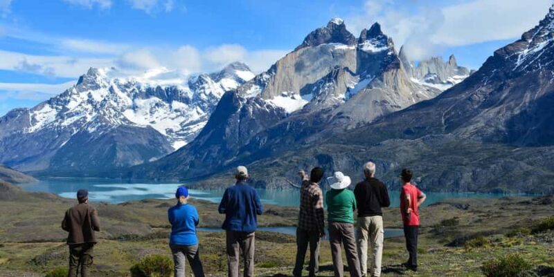 Torres del Paine Park Full-Day Tour from Puerto Natales - Experience the Majesty of Torres del Paine in a Full Day