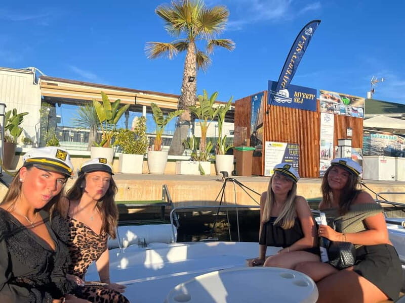 Torrevieja: Private Boat tour with Local Skipper - Authentic Experiences and Tips