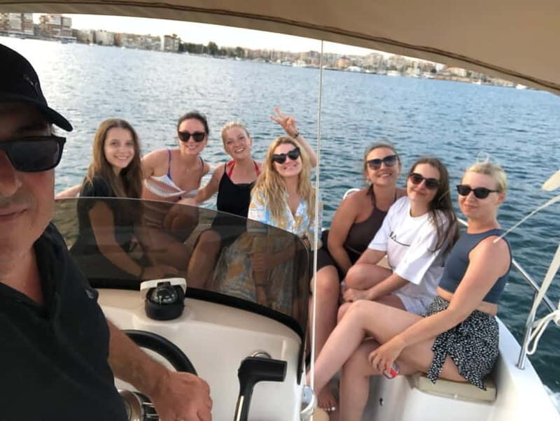 Torrevieja: Private Boat Tour with Skipper for Groups. - Why This Tour Works Well for Travelers