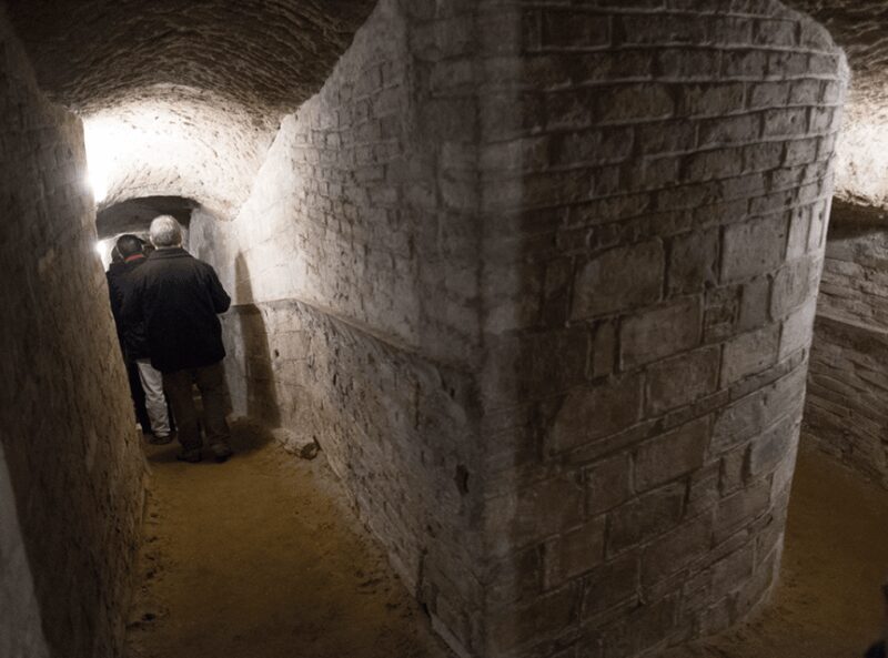 Tortosa: Air Raid Shelter No. 4 and Civil War Spaces Tour - Who Would Benefit Most?