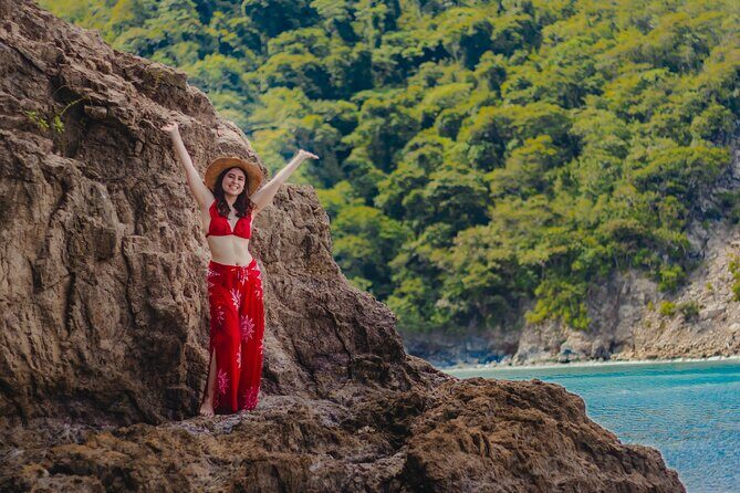 Tortuga Island Full Day Tour from San José with Lunch - Lunch and Refreshments