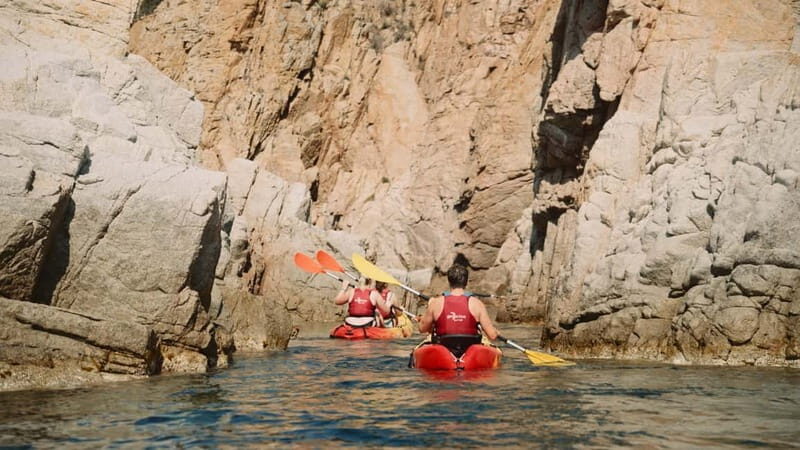 Tossa de Mar: Guided Kayaking Tour & Snorkelling - Who Should Consider This Tour?