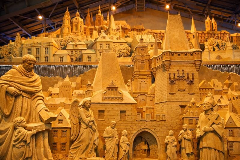 Tottori Sand Dunes & Sand Museum & All-You-Can-Eat Pear Picking (Departing from Osaka) - How the price compares with arranging the day yourself