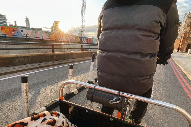 Touching Distance LONDON Rickshaw/Pedicab Private Tour - Frequently Asked Questions