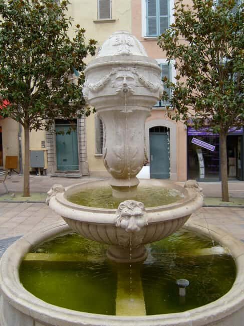 Toulon - Old Town Private Walking Tour - Who Will Enjoy This Tour?