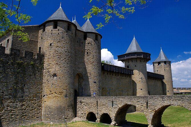 Toulouse : Carcassonne Day Trip by Coach with audio guides - Considerations and Potential Drawbacks