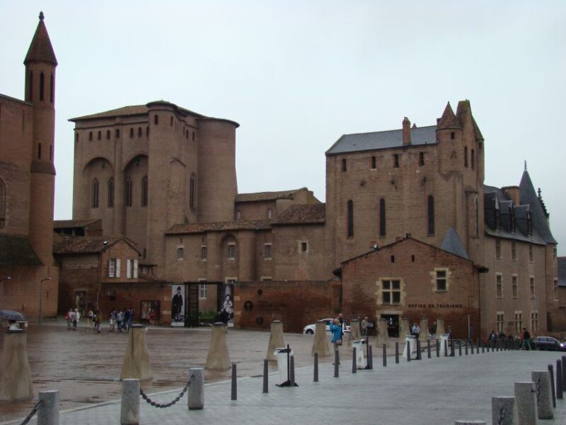 Toulouse to Carcassonne & Albi: Private Sightseeing Tour - FAQ