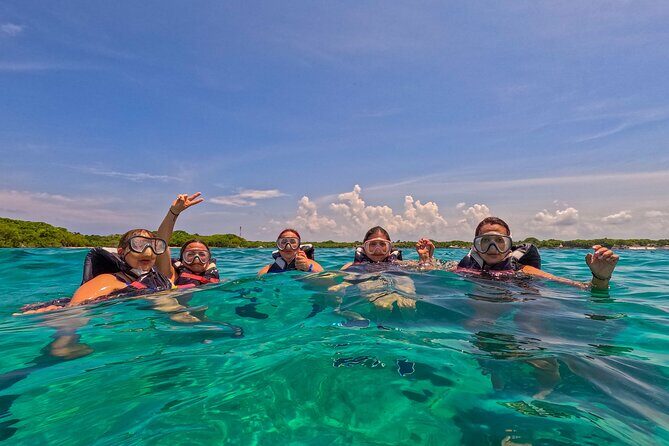 Tour 5 islands of the rosary with drinks included - Key Points