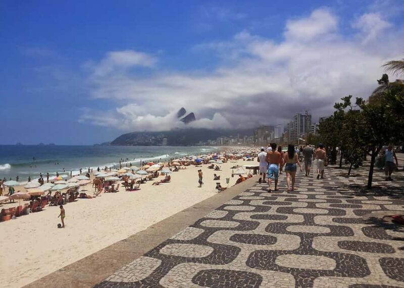 Tour Arpoador Sunset: Copacabana History & Stunning Sunset - Key Points