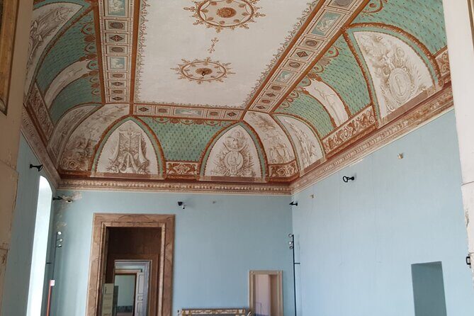 Tour at the Royal Palace of Portici and the Golden Mile - FAQ