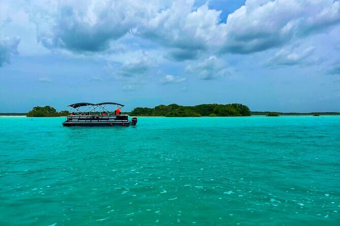 Tour Bacalar Ponton with Transfer from Cancun & Playa del Carmen - A Complete Day Exploring Bacalar’s Natural and Cultural Gems