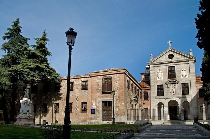Tour "Barrio de las Letras" Spanish Golden Age - Experience the Magic of Madrid’s Barrio de las Letras: The Spanish Golden Age Tour