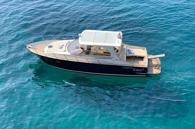 Tour Boat Positano - A Luxurious Day on the Water with Tour Boat Positano