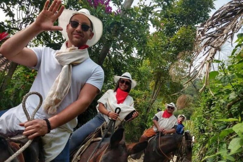 Tour Cabalgata - Key Points