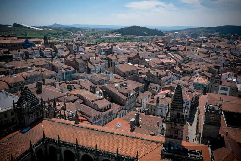 Tour Cathedral of Santiago with roofs & Portico de la Gloria - FAQ