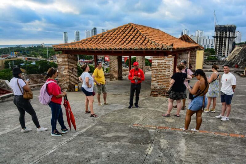 Tour Compartido al Castillo San Felipe de Barajas Cartagena - Key Points