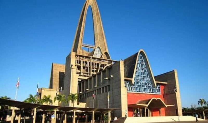 Tour Cultural For Small Group Visit Basilica Higuey - Key Points