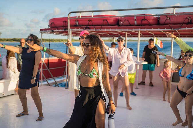 Tour El Cielo Cozumel Reef Snorkeling and Catamaran Party - The Sum Up