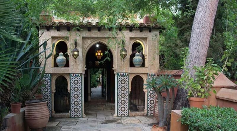 Tour from Alicante to Casa Morisca in Crevillente with Tea and Pastries in a Van - Key Points