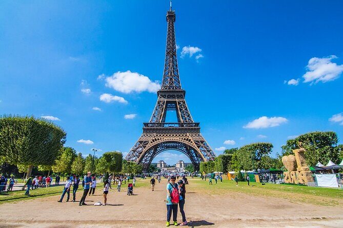 Tour guide in Paris - Visit Paris with your official guide ! - A Closer Look at the Tour Experience