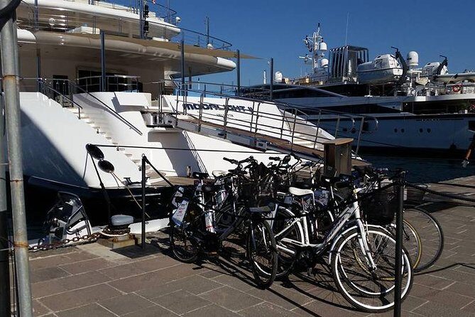 Tour in bike history Island Ortigia and archeological park Neapolis - A detailed look at what makes this tour stand out