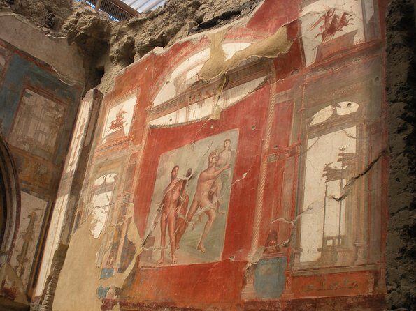 Tour in the ruins of Herculaneum with an archaeologist - A Closer Look at the Herculaneum Experience