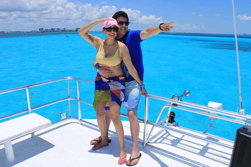 Tour Isla Mujeres: From Cancún-Riviera Maya all Included - Beach Club and Island Exploration