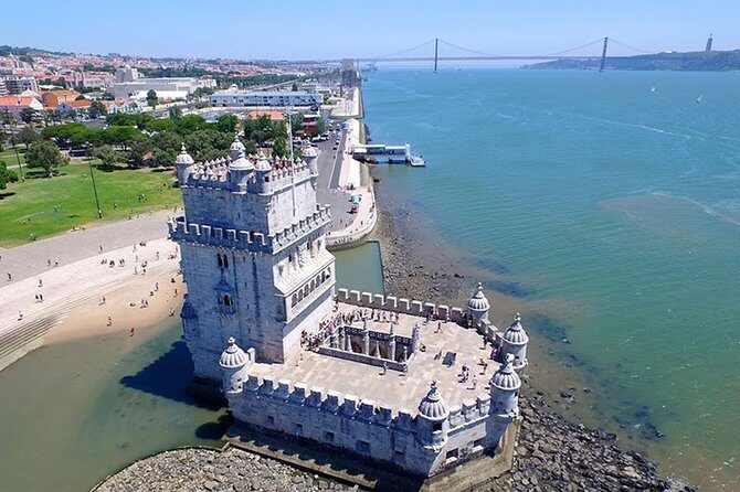 Tour LISBON (full day) - Frequently Asked Questions