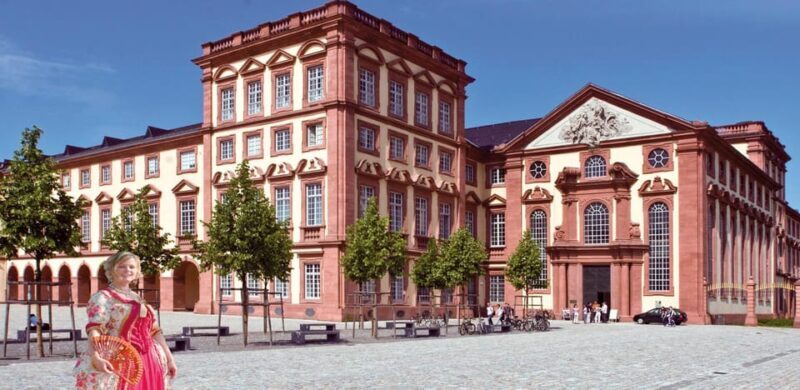 Tour Mannheim with Countess Charlotte: The Elector and the Golden Age - What to Expect During the Tour