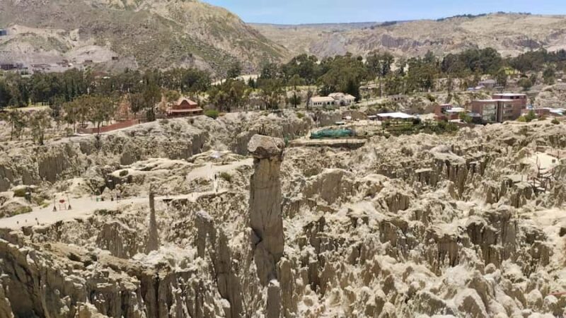 Tour moon valley and rich areas La Paz city - Tour Moon Valley and Rich Areas of La Paz City