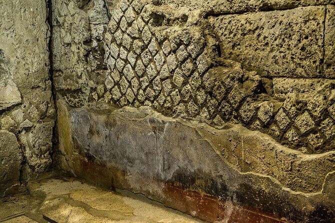Tour Naples Historical Center and Underground Naples - In-Depth Analysis of the Naples Underground and Historic Center Tour