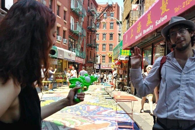 Tour Noir: A Dame To Guide For - Who This Tour Is Best For