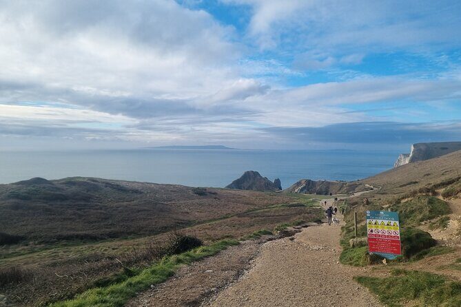 Tour of East Dorset-Durdle Door, Corfe Castle, Lulworth & more. - Exploring Dorset’s Coastal Gems and Historic Castles: A Review of the East Dorset Tour