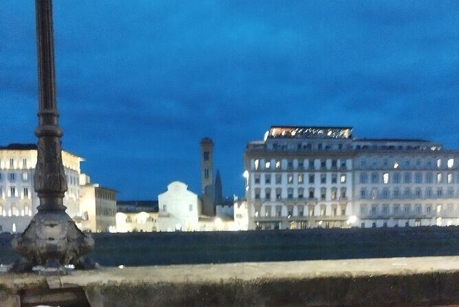 Tour of Florence OldTown in golf cart etuktuk (Minimum 2 PAX) - A Closer Look at the Florence Old Town Tour