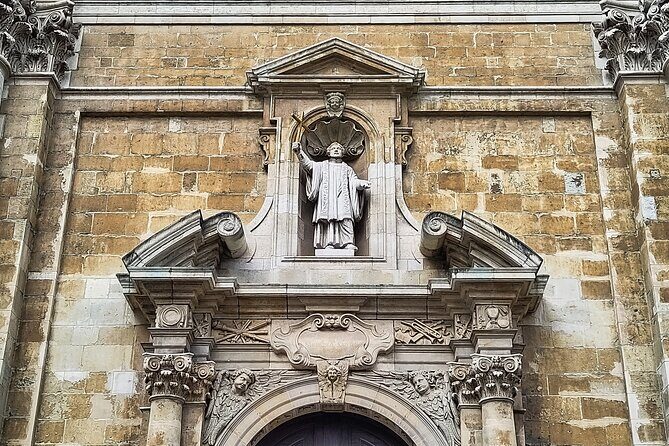 Tour of Historical Bruges knowing The Jerusalem Chapel - Key Points