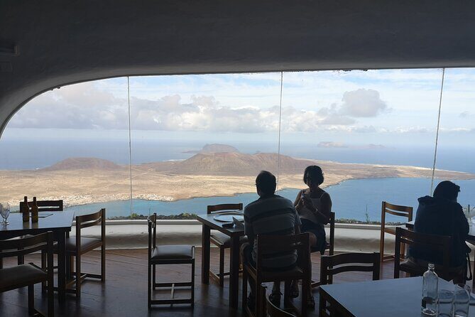 Tour of Jameos del Agua, Cueva de los Verdes and Viewpoint from the cliffs - Who Will Benefit Most?