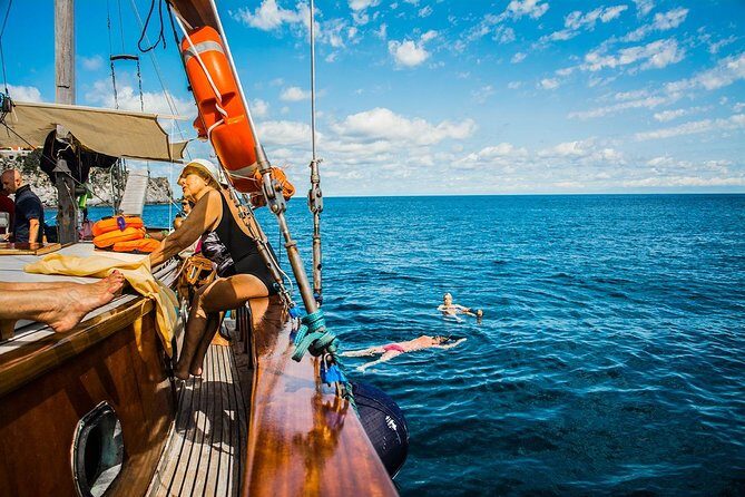 Tour of the island of Ischia in schooner - Who Would Love This Tour?