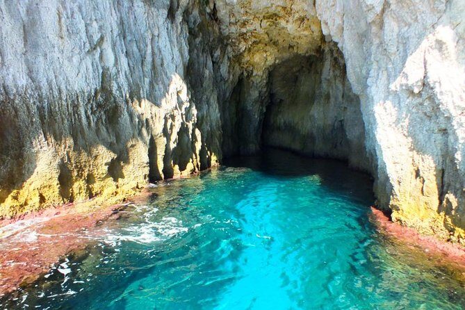 Tour of the island of Ortigia and exploration of sea caves with baths. - Venture into Syracuse’s Sea Caves: Natural Marvels