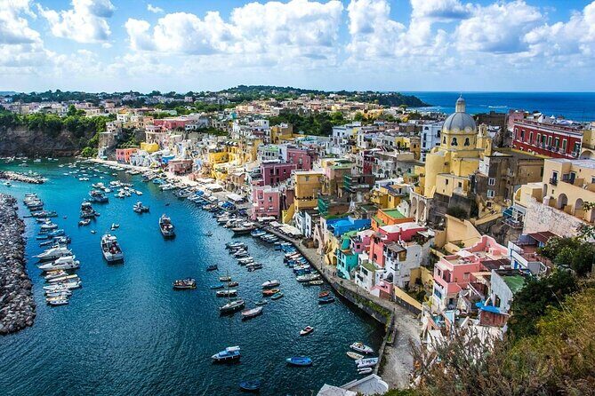 Tour of the island of Procida in a schooner - Experience the Beauty of Procida on a Schooner Tour