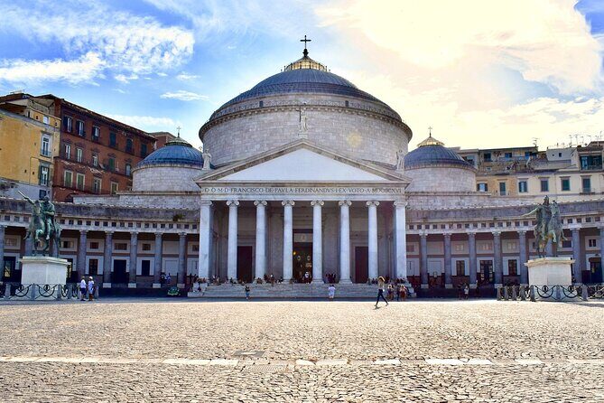 Tour of the Monumental Naples with an art expert - Who Will Love This Tour?