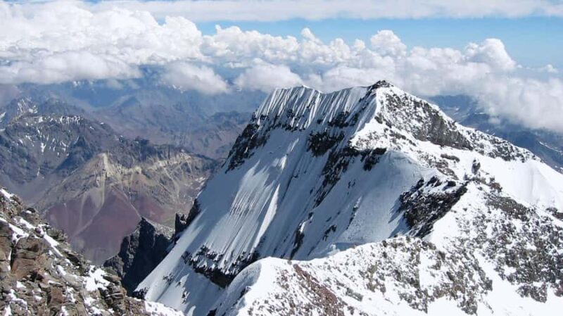 Tour of the mountain range - Discover the Majestic Andes on a Private Mendoza Mountain Range Tour