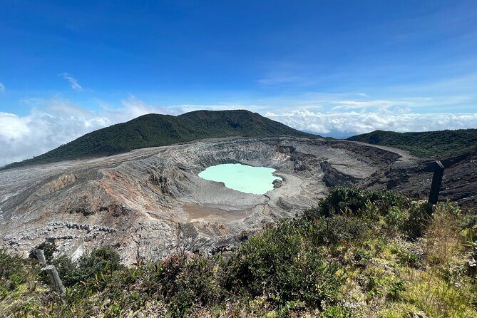 Tour Poás Volcano, Doka Coffee milling and La Paz waterfall - Discover the Best of Costa Rica in One Day: Poás Volcano, Doka Coffee, and La Paz Waterfall Gardens