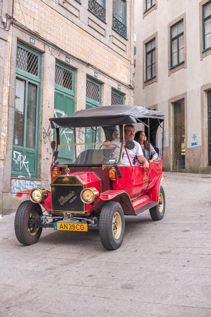 Tour Porto: Classic Adventure in Electric Tuk Tuk - Frequently Asked Questions