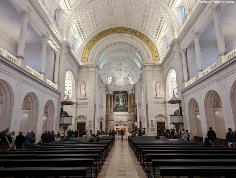 Tour Porto - Fátima | A journey of faith - Experience the Spiritual and Cultural Gems of Fátima from Porto