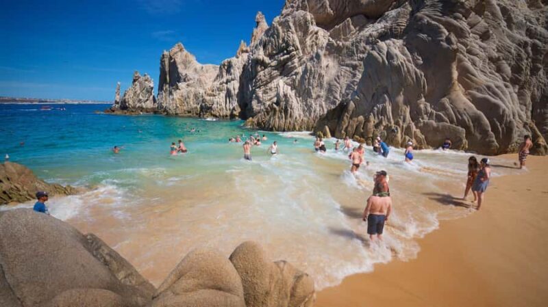Tour the Arch of Cabo San Lucas and head down to Playa del Amor - What Makes This Tour Stand Out?