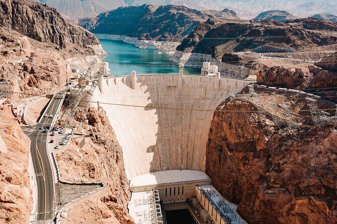 Tour the Hoover Dam and Hike the Historic Railroad Tunnel Trail - Discover the Wonders of the Hoover Dam and the Historic Railroad Tunnel Trail
